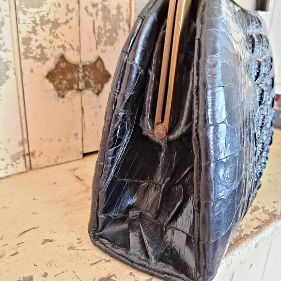 Vtg Alligator Bag Black 50s EUC Double Handle - Picture 3 of 12